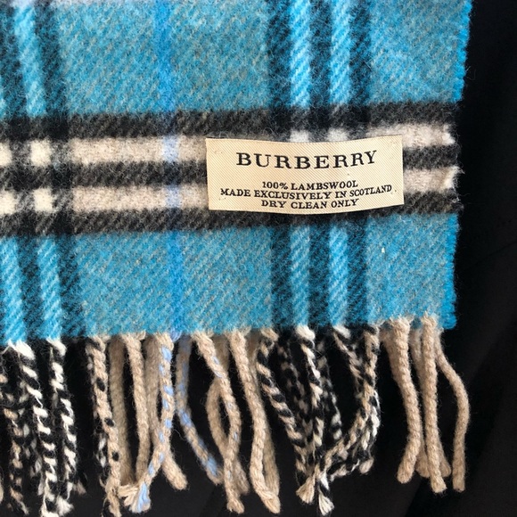 Burberry Accessories - Burberry 100% Lambswool Scarf Blue